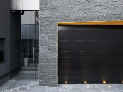 house-entrance-japan-with-lights
